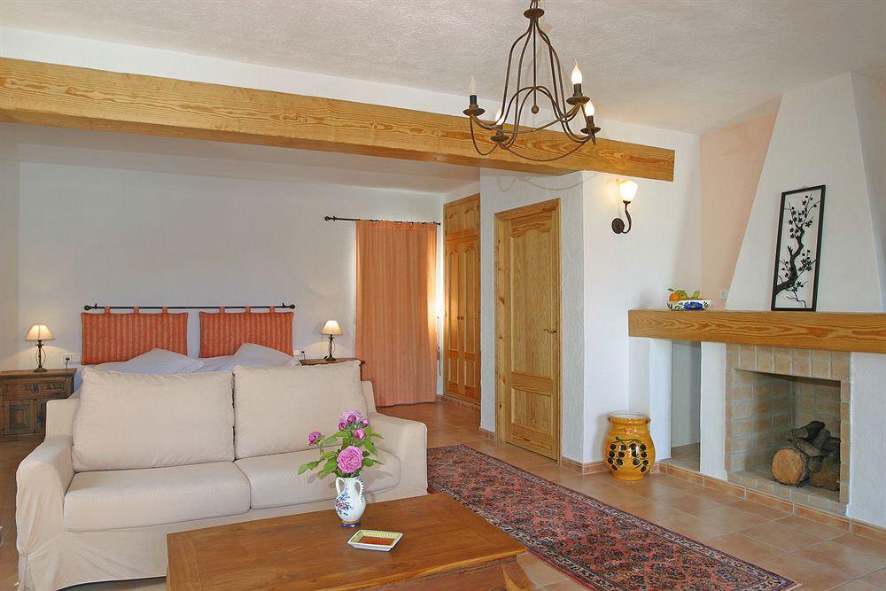 Hotel Rural Can Maries Port de Sant Miguel Exterior foto